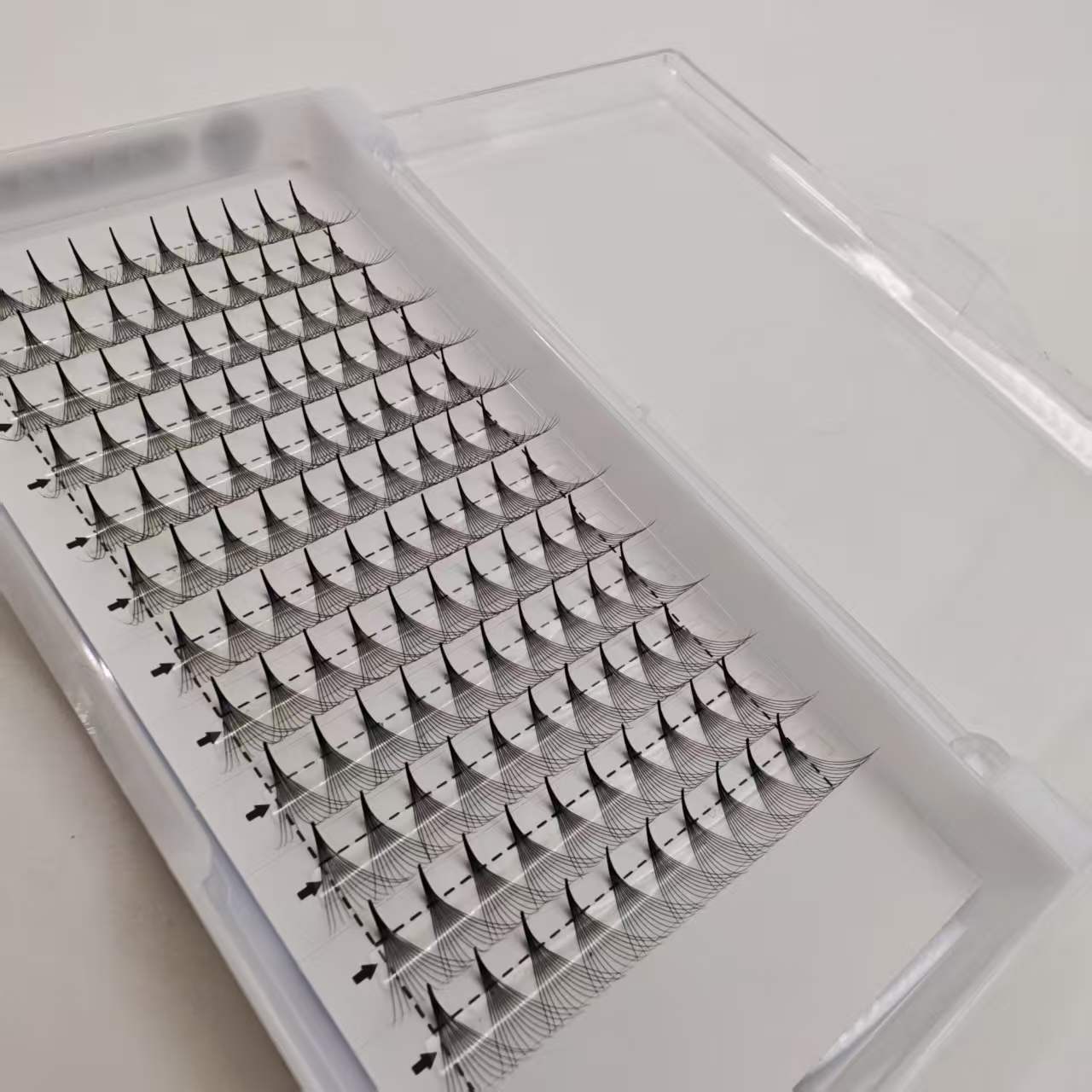 0,05mm 12D 16D 120 Fans Pointy - огляд і ціна Eyelash Extension Medium