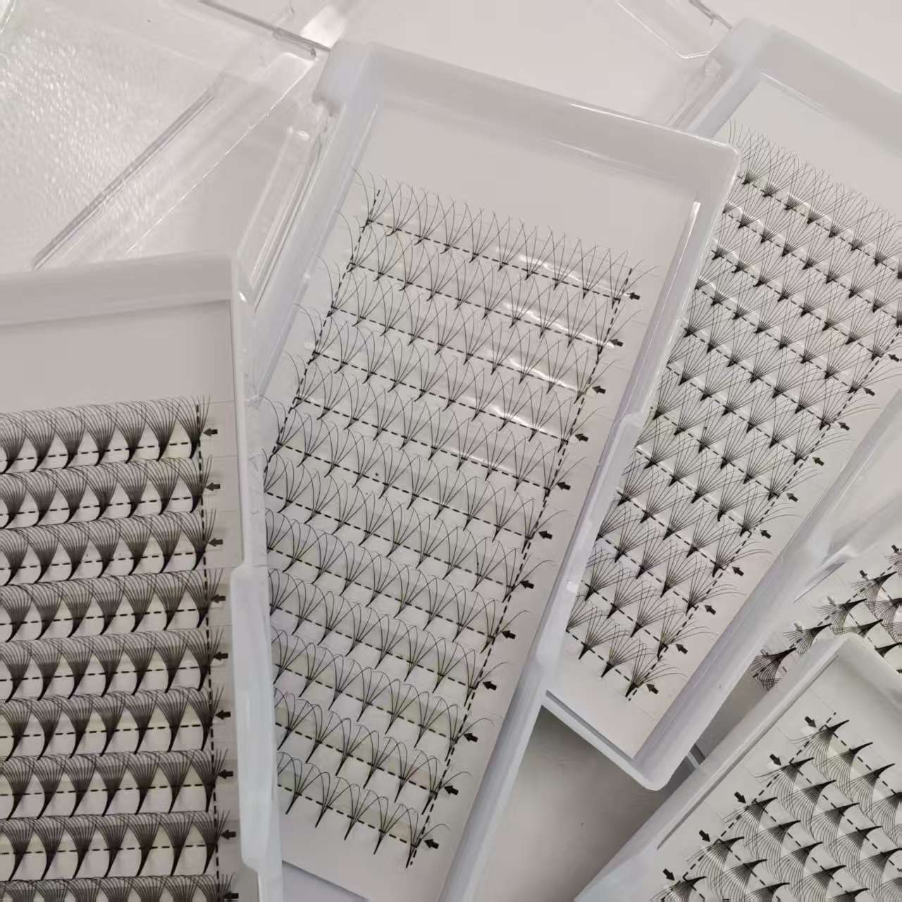 0,05mm 12D 16D 120 Fans Pointy - огляд і ціна Eyelash Extension Medium